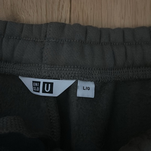 Uniqlo U heat tech sweatpants - Picture 2 of 4